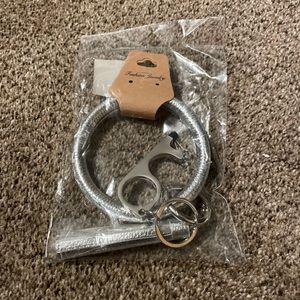 Silver key chain - easy hold your keys while your hands are full